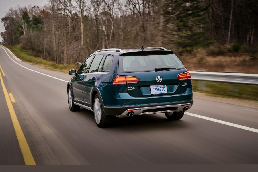  Volkswagen Golf Alltrack (Typ 5G) 2017 года  (NA) (фото 24 из 73)